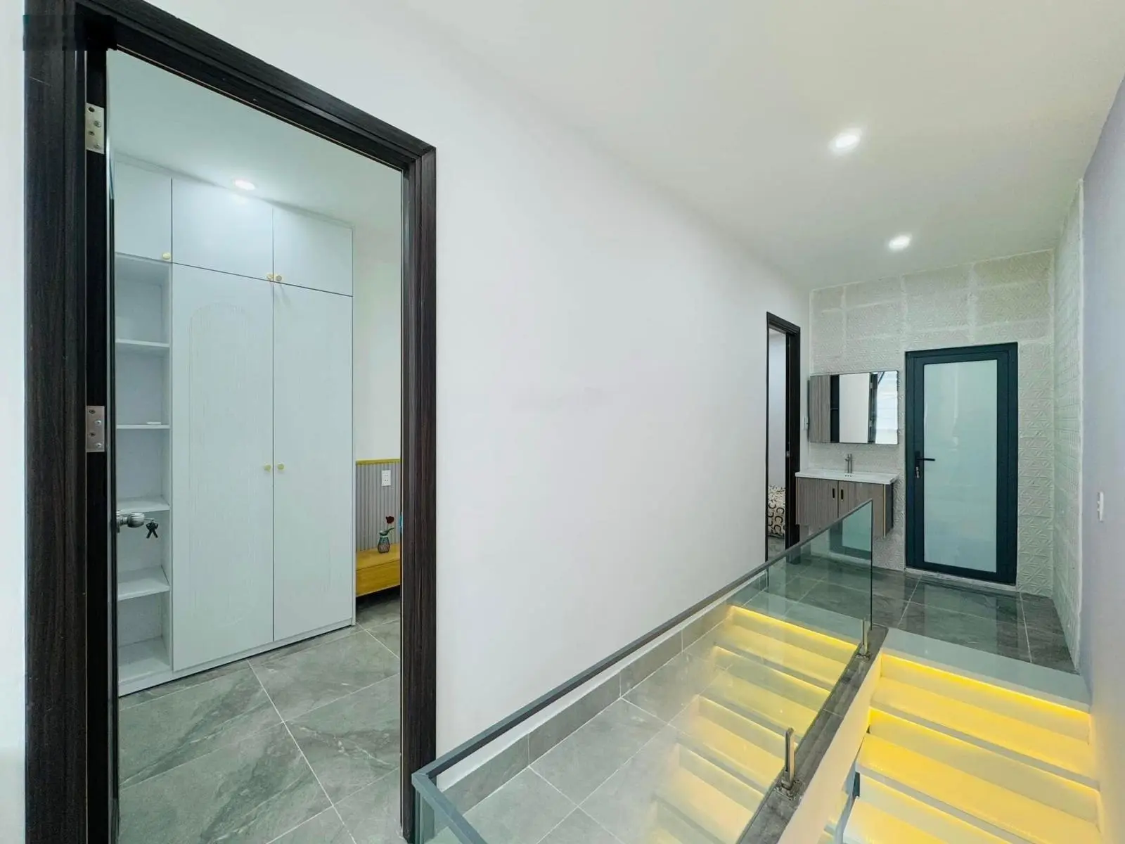 Chào bán căn nhà 2 mặt tiền Nguyễn Chí Thanh - Hải Châu - Khu VIP