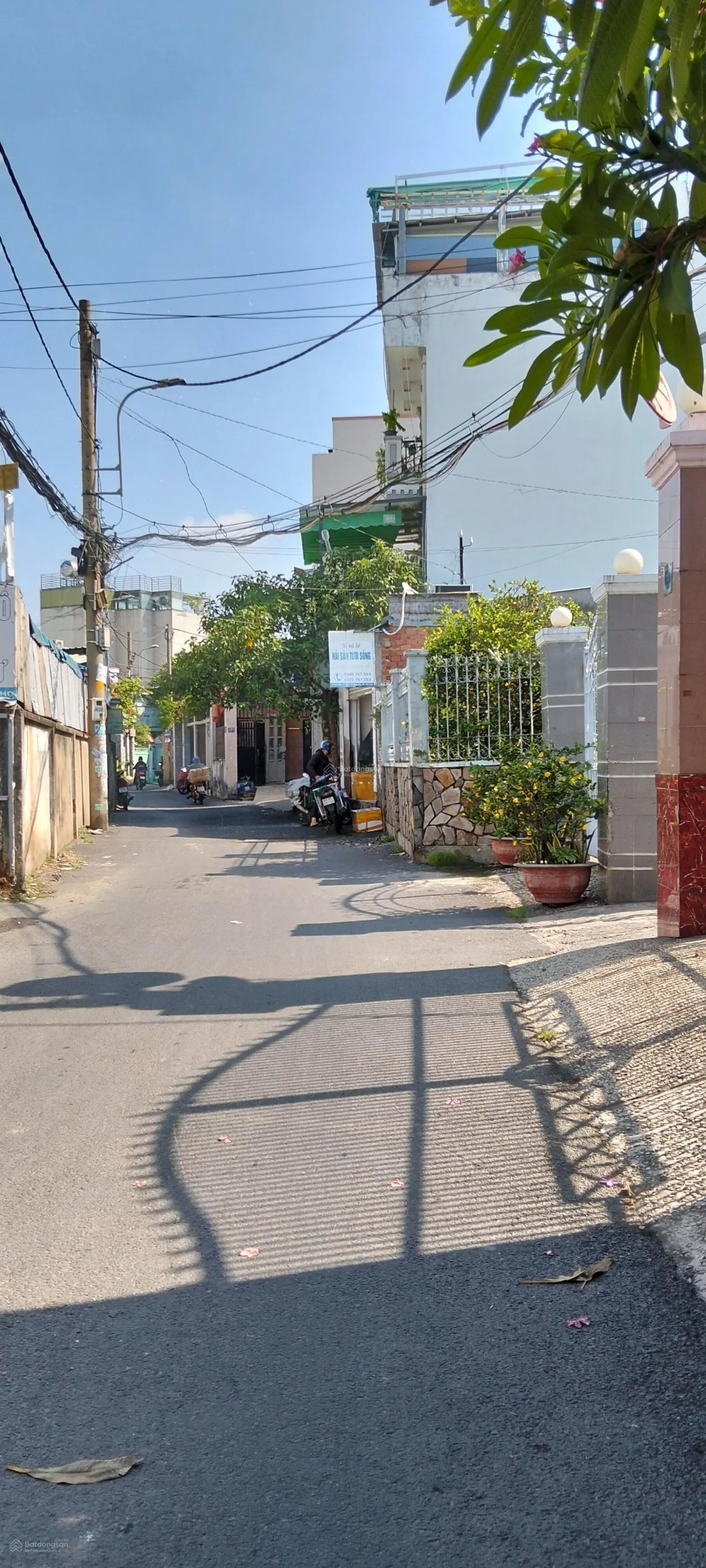 BÁN NHÀ Hẻm 3,5 linh Đông TP. THỦ ĐỨC 2 TỶ 6. 3 tầng
