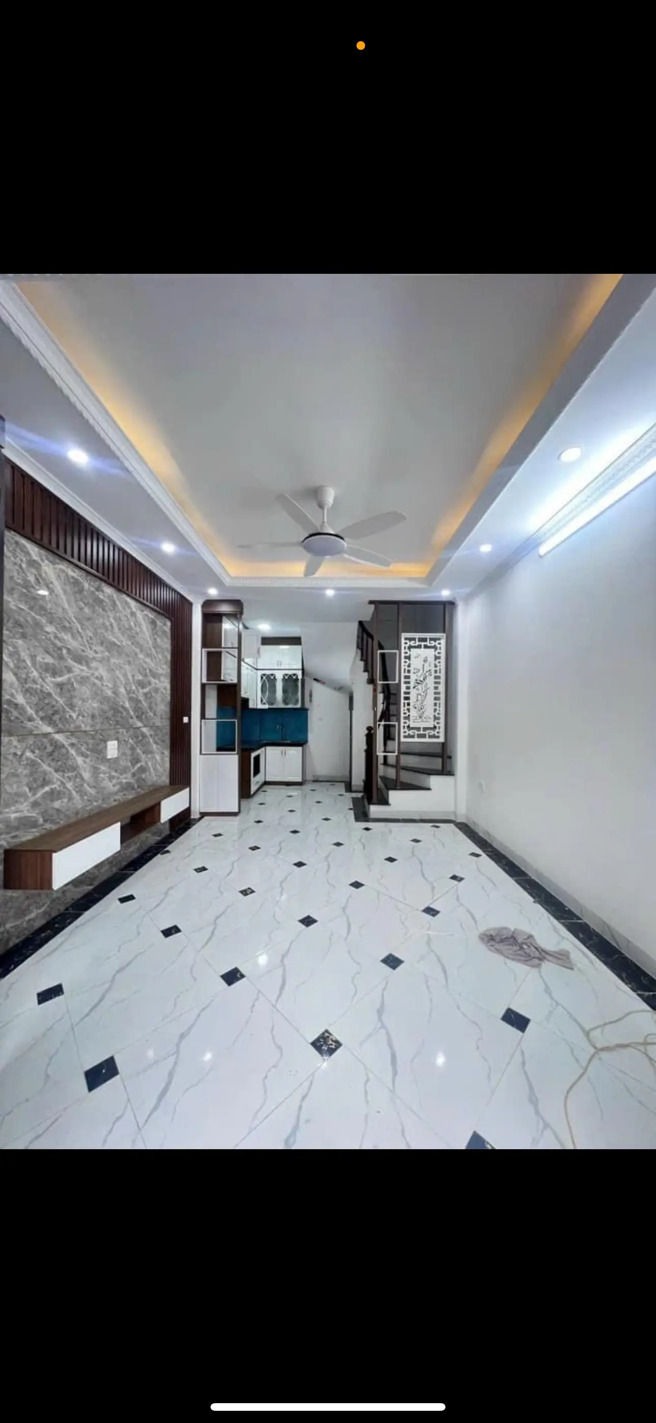 Bán nhà lai xá hoài đức oto tránh - 35m x 5 tầng - đh công nghiệp - lo góc - cực hiếm