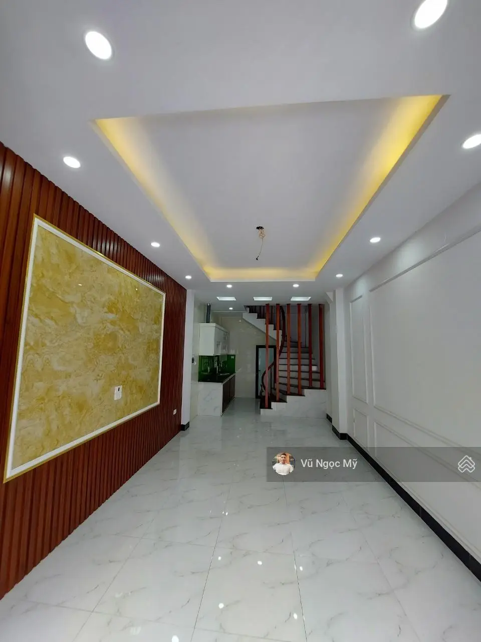 Nhà 5 tầng 33m2, ngay quốc lộ 6, 600m ra tàu điện trên cao, bến xe Yên Nghĩa, giá chỉ 4.3 tỷ.