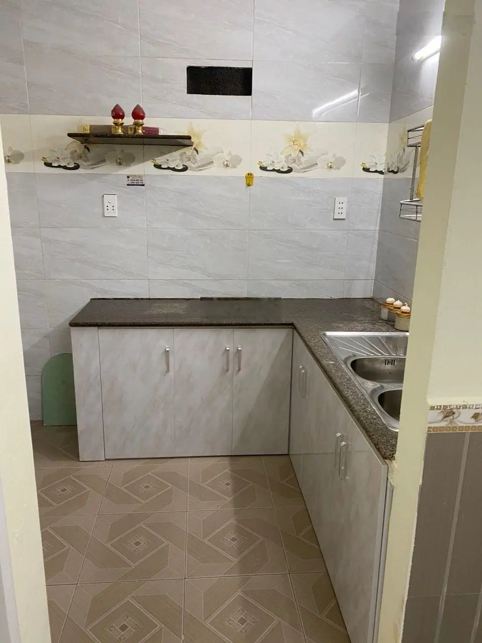 Bán gấp 2 tỷ 3xxx nhà gần bến xe tt đà nẵng, mặt tiền 6m nở hậu 6,2m