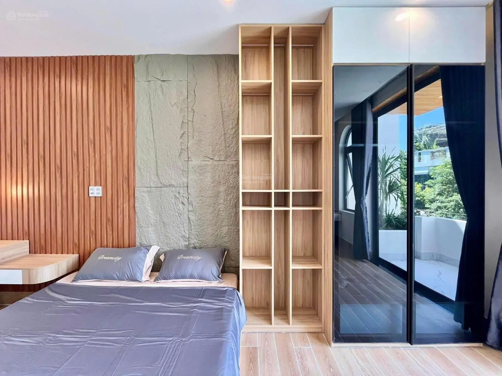 Bán nhà riêng 72m2 tại phố Nguyễn Huy Tự cách biển 350m, giá chỉ 5,09 tỷ