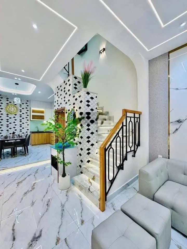 Bán nhà gần nhà VinCom Phan Văn Trị tại đường Phạm Huy Thông, P1, Gò Vấp| Giá 2 tỷ 430| DT 44m2