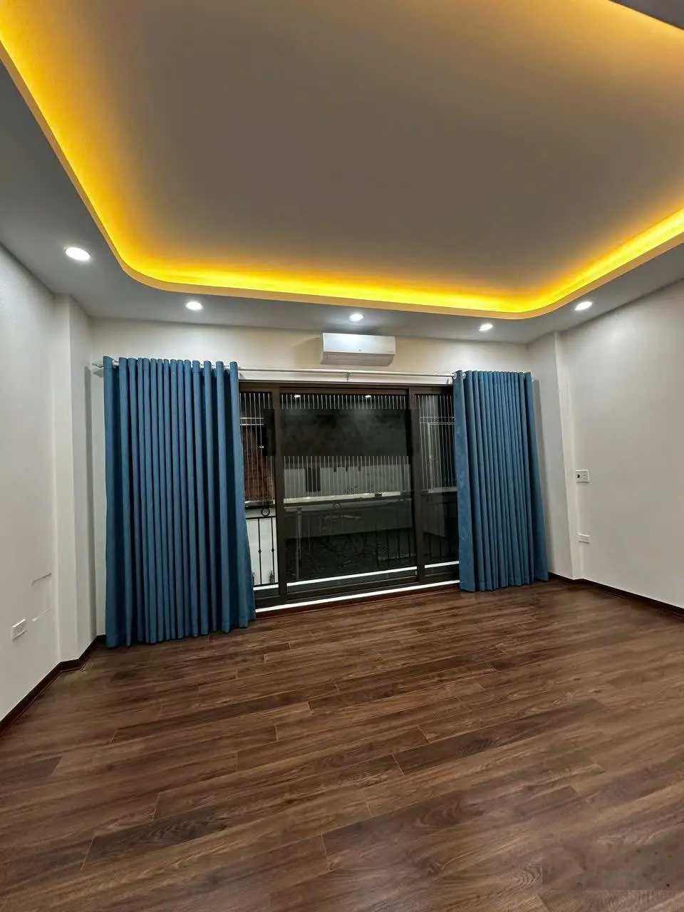 Nhà xây mới quỳnh đô/ vĩnh quỳnh . kinh doanh 48m2 x4 tầng mới 4,x tỷ