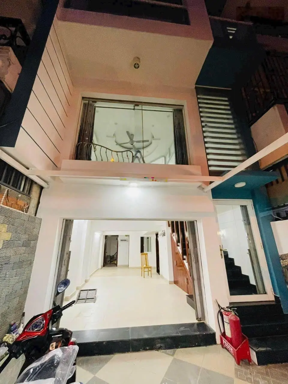 Bán nhà 2 lầu mặt tiền đường số 39 phường Bình Trưng Tây TP Thủ Đức, giá 11,2 tỷ