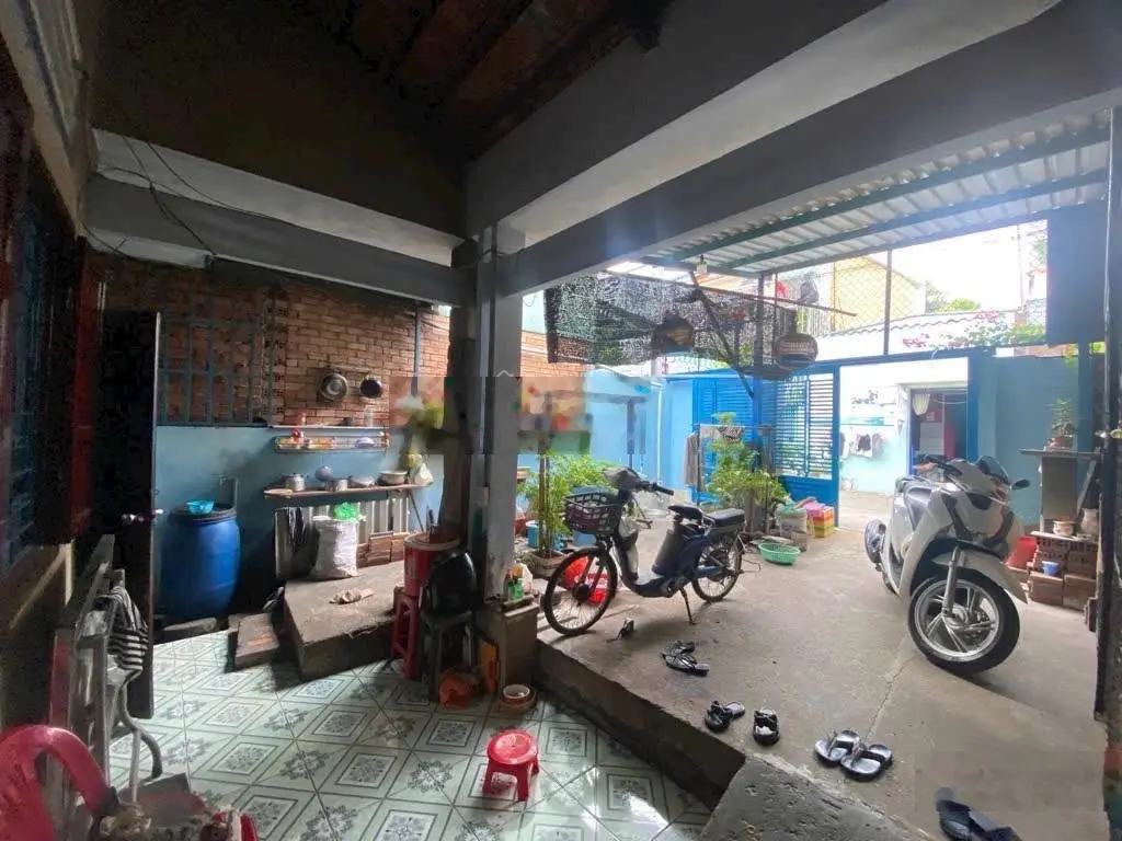 Chỉ 6,x tỷ, nhà MTKD 130m2 ngang 7m. gần Chợ Phước Long B, Đường Đỗ Xuân Hợp. Gần ngã 4 Bình Thái.