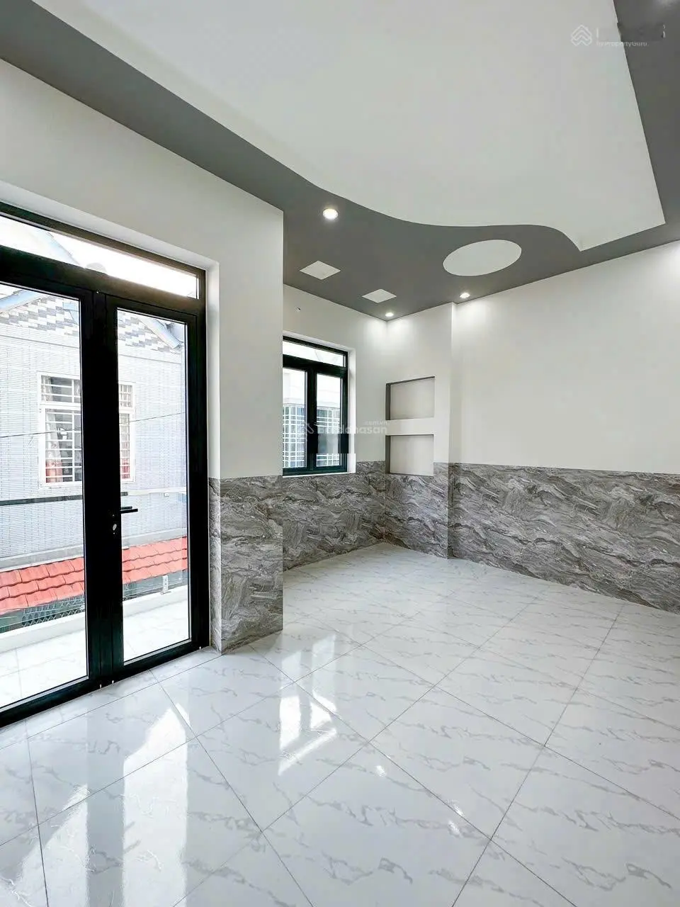 Nhà đẹp HXH Quận Bình Thạnh, sát chợ Phan Văn Trị, nhỉnh 9 tỷ