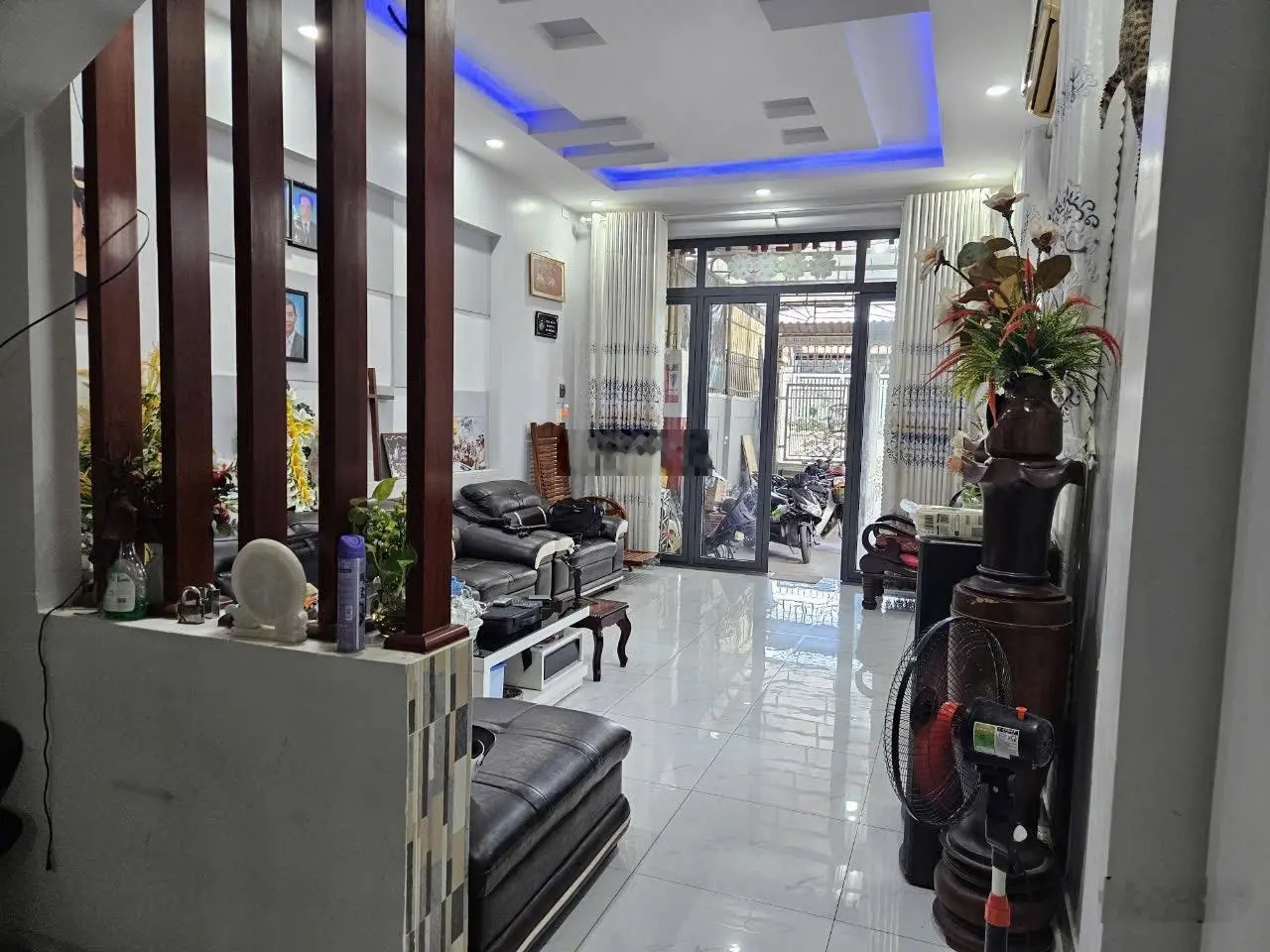 Bán nhà sổ thổ cư hoàn công 5x22(125m2)cách đường Nguyễn ái quốc 50m đường 4m giá 4tỷ lh 0794290131