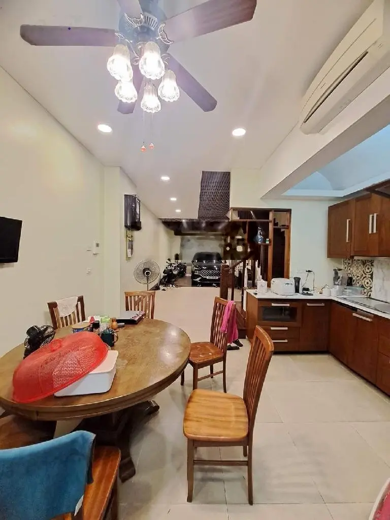 Bán biệt thự liền kề làng việt Kiều châu âu phố Nguyễn văn lộc 79m2-22 tỷ 500