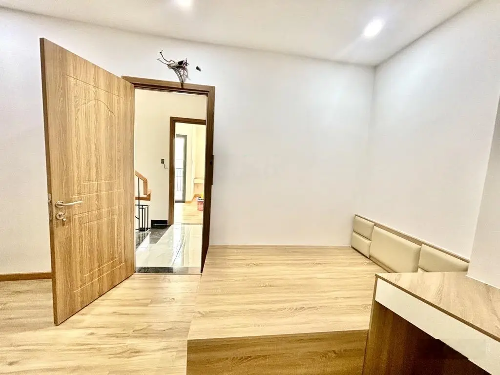 Nhà gần chợ gò vấp ngang hiếm 5m - nhỉnh 6 tỷ