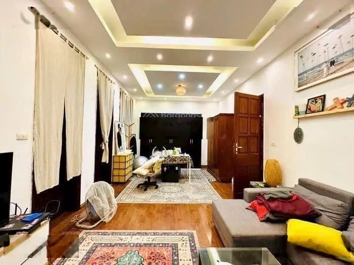 Biệt thự Thái Thịnh, 100m vuông, ô tô đỗ cửa, mặt tiền 8m, 12,9 tỷ
