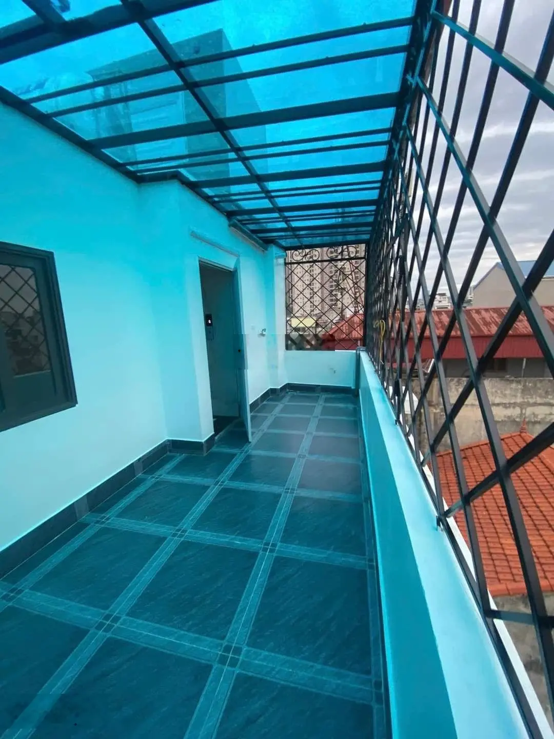 Bán nhà Bùi Xương Trạch. Nhà mới đẹp. Full nội thất oto tránh DT 34m2 2-6 tầng MT 5.7m. Giá 8.45 tỷ