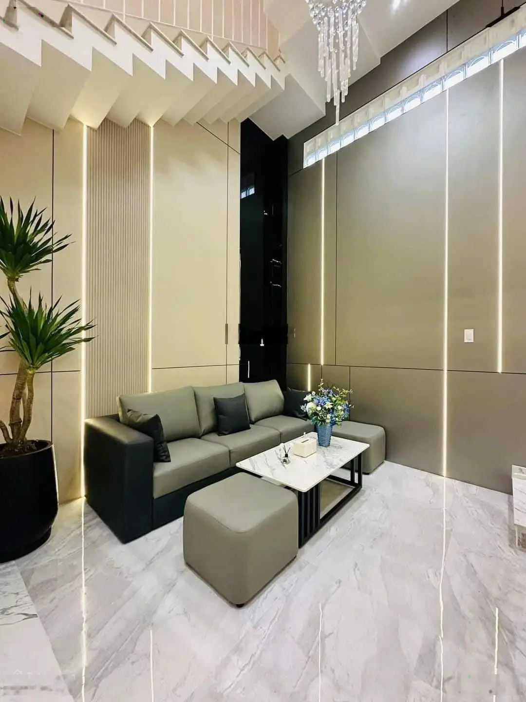 Bán gấp nhà Bùi Quang Là, p12, Gò Vấp. Dt 49,5m2. Giá 2,1 tỷ