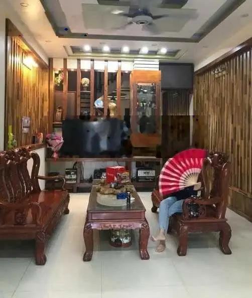 BÁN NHÀ MẶT PHỐ LÊ ĐẠI HÀNH GẦN NGÃ 4 RỘNG LỚN TIỆN LỢI KINH DOANH