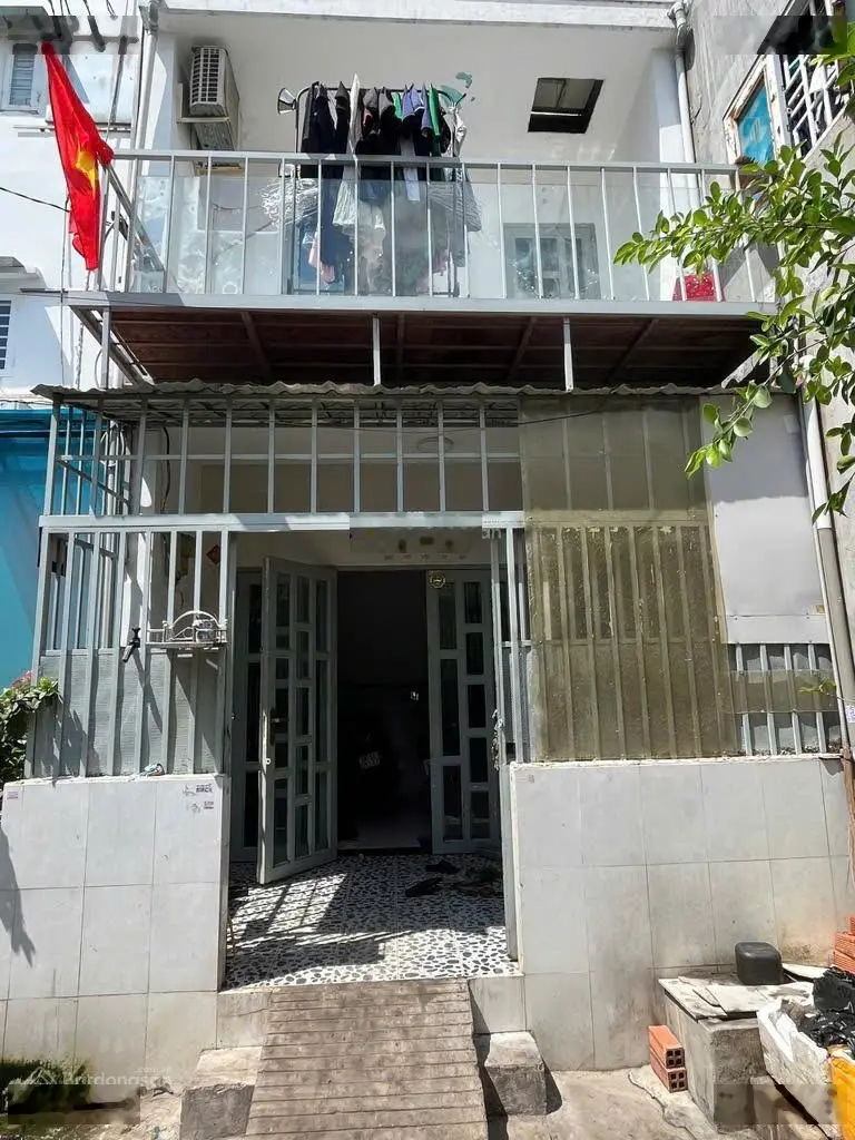 Nhà rẻ - Hẻm xe hơi - Chỉ 3.75 tỷ - Đình Nghi Xuân - 40m2 ( 4 x 10 )