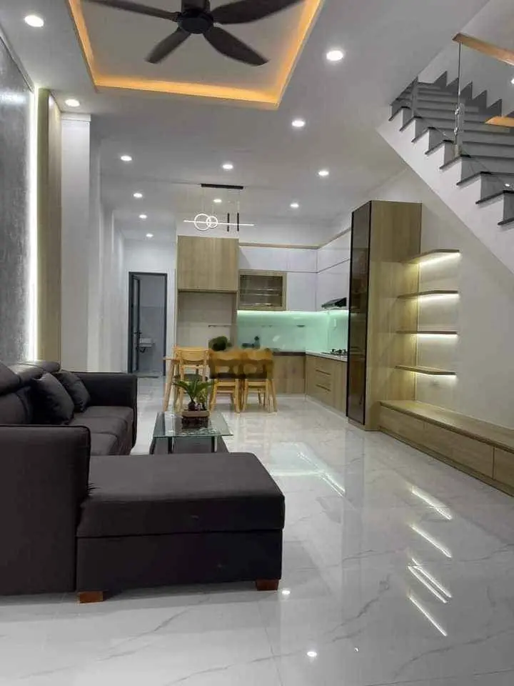 Nhà đẹp đường Thống Nhất, Bình Thắng, Tp Dĩ An, SHR giá 810tr