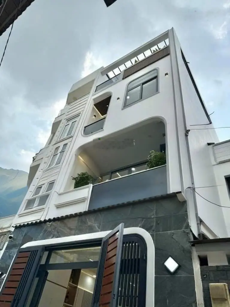 Siêu hấp dẫn với 63m2 giá 3tỷ550 đường Trần Bá Giao P5, Gò Vấp. LH: 0921922735 Nguyên