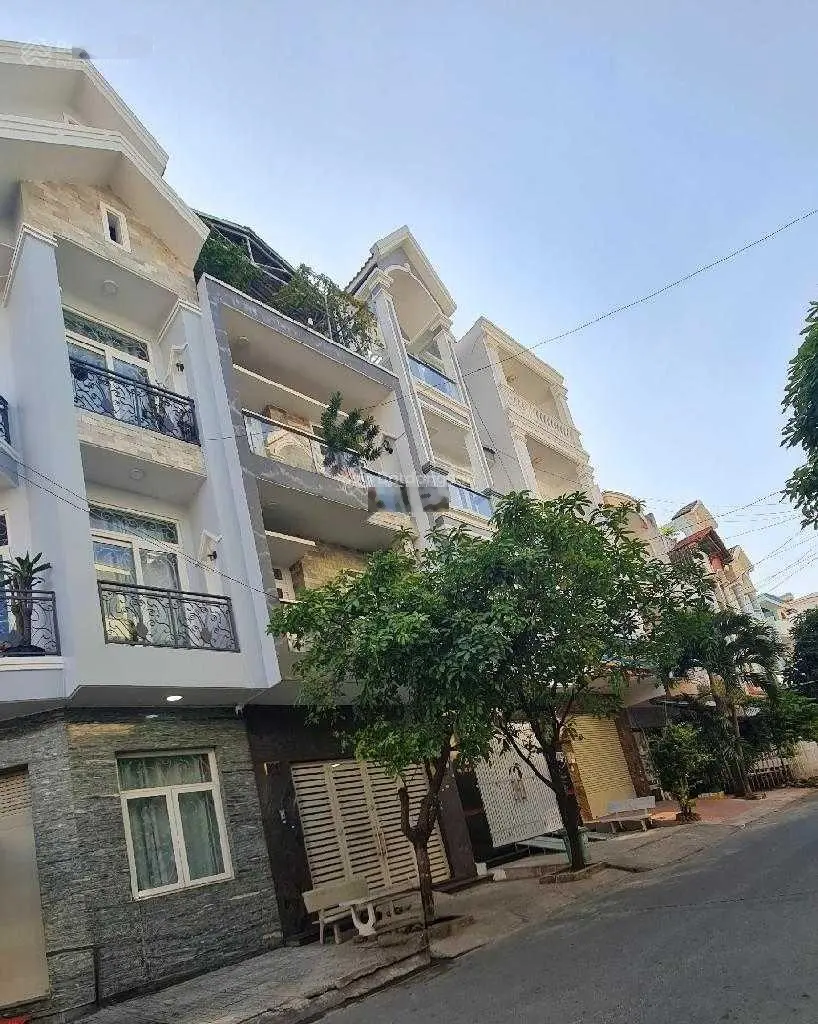 Nhà đẹp 4 tầng, khu vực Tên Lửa, kinh doanh cực đỉnh, 4x24m, chỉ 82tr/m2, giá quá rẻ luôn