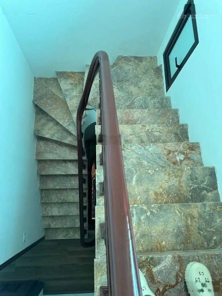 Gần phố, ngõ rộng 48m2, 4 tầng, 6.6 tỷ - Định Công - Hoàng Mai - HN