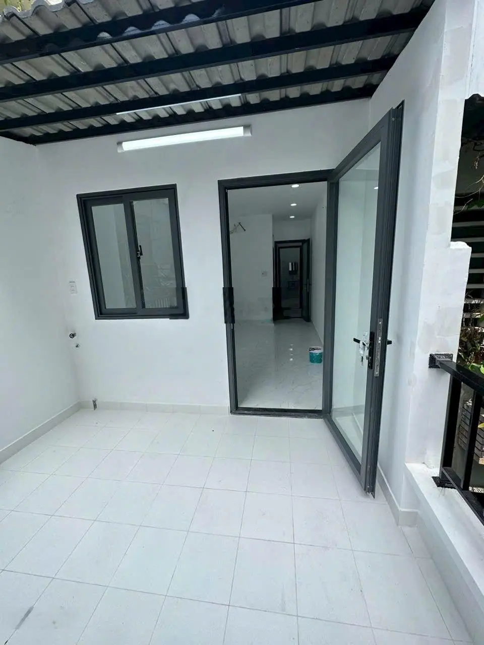 (6,x tl) nhà cao thắng, 2 lầu mới đẹp, 3,2m x 14m, 40m xd, hẻm rộng rãi..!