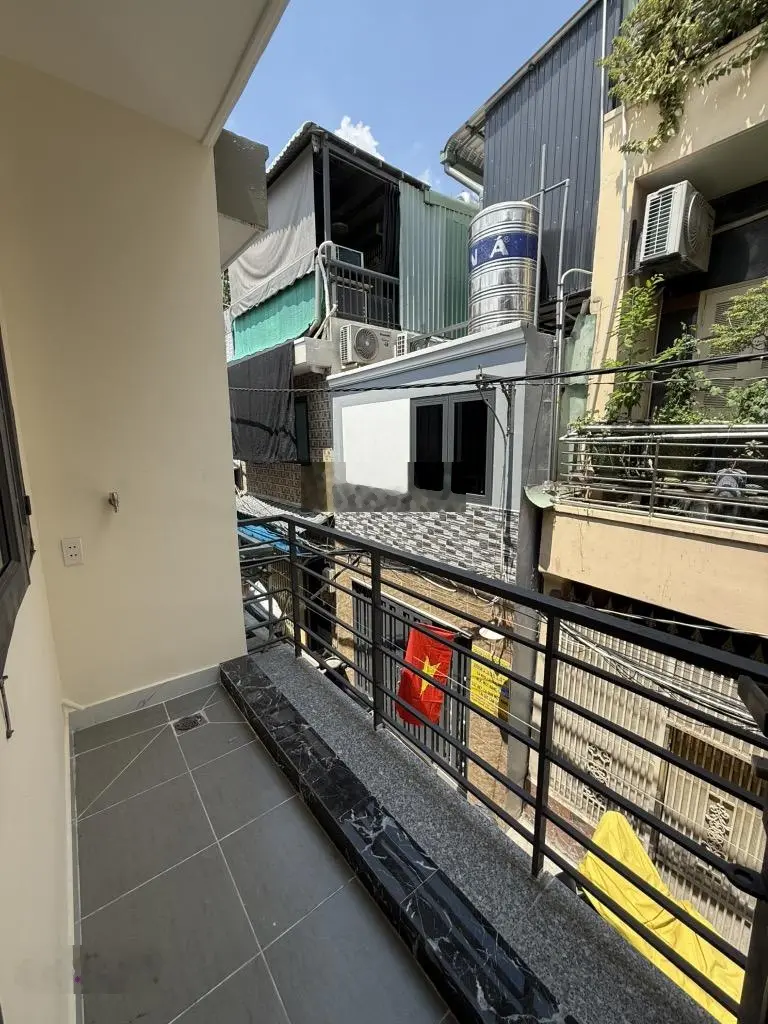 Nhà 30m2 xây 2 tầng đường số 79 Tân Quy giá 4,1 tỷ