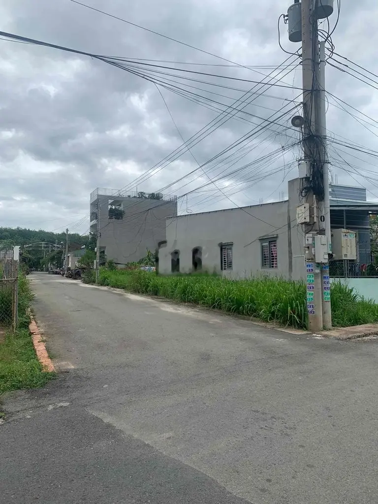 bán miếng đất dân trong khu dân cư đường nhựa 6m xây nhà siêu đẹp