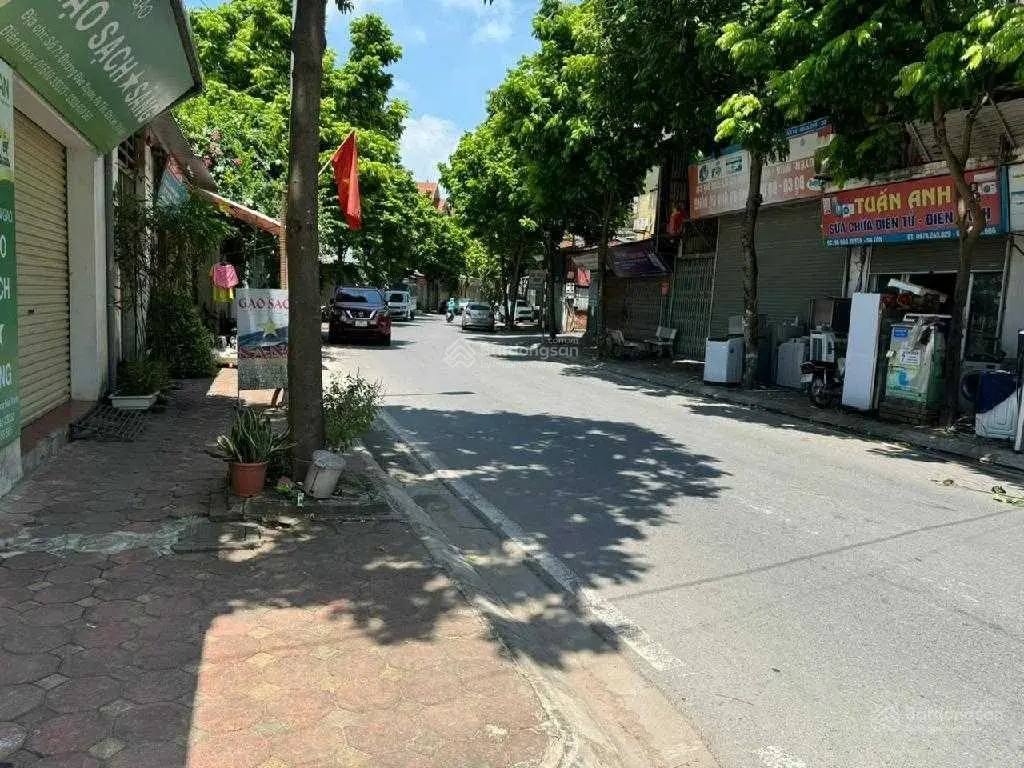 Mặt phố, Đào Xuyên - Đa Tốn, kinh doanh đỉnh, Vị Trí - đẹp nhất trục chính Đào Xuyên 55m MT 4,1m