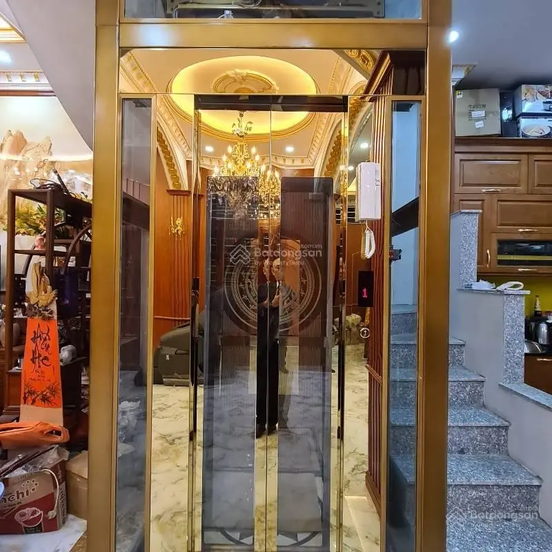 Bán biệt thự KĐT Yên Hòa - Lão Thành Cách Mạng. Dt 160m2, MT 10m. Xây 6 tầng. Thang máy.