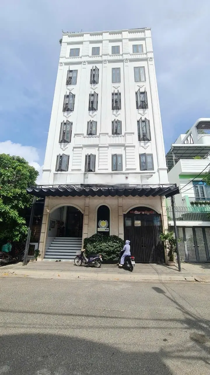 Bán nhà 7 Tầng mặt tiền đường Lê Chân - Giá 40 Tỷ - Tp Nha Trang