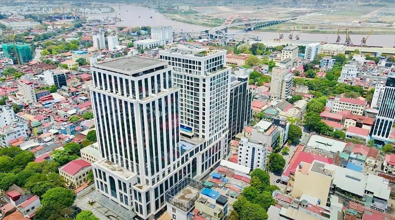 Chủ đầu tư bán căn góc 3PN 124m2 view đẹp giá tốt nhất Legend Residence. LH 0904 682 ***