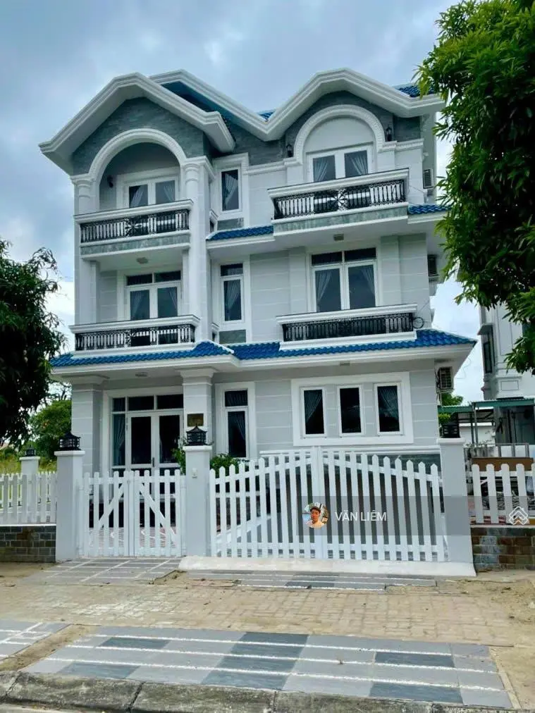 Bán hoặc cho thuê biệt thự An Viên gần biển- Diên tích : 180m2 ( ngang 12m )