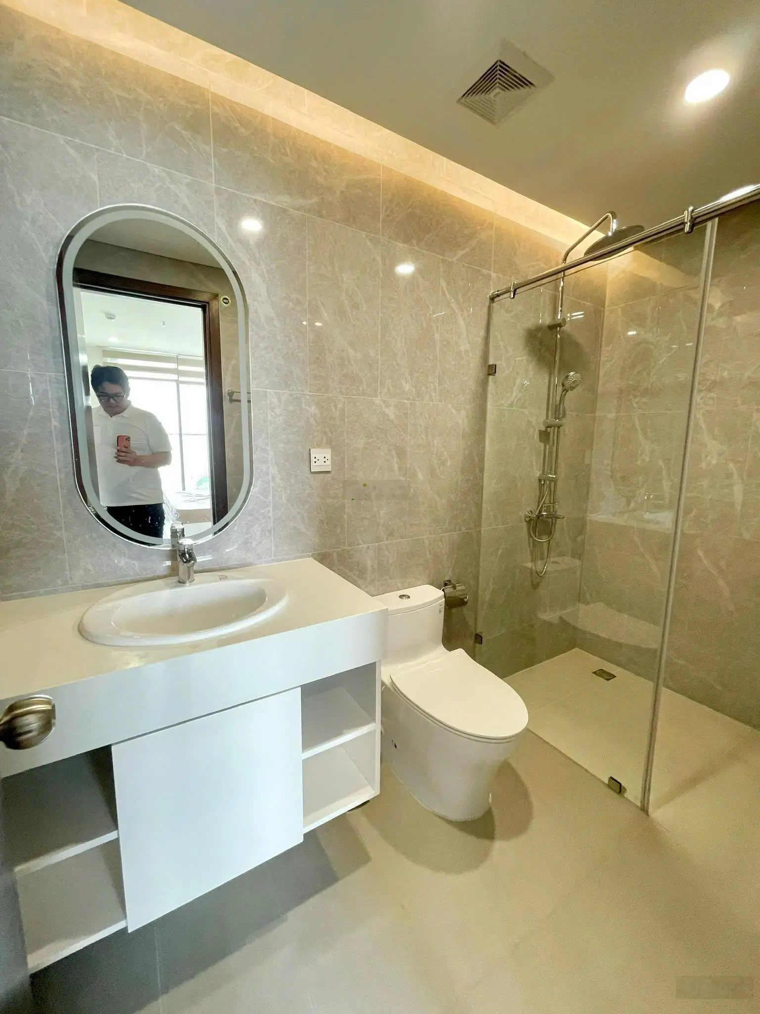 Bán căn hộ 2PN CT1 Riverside Luxury Nha Trang