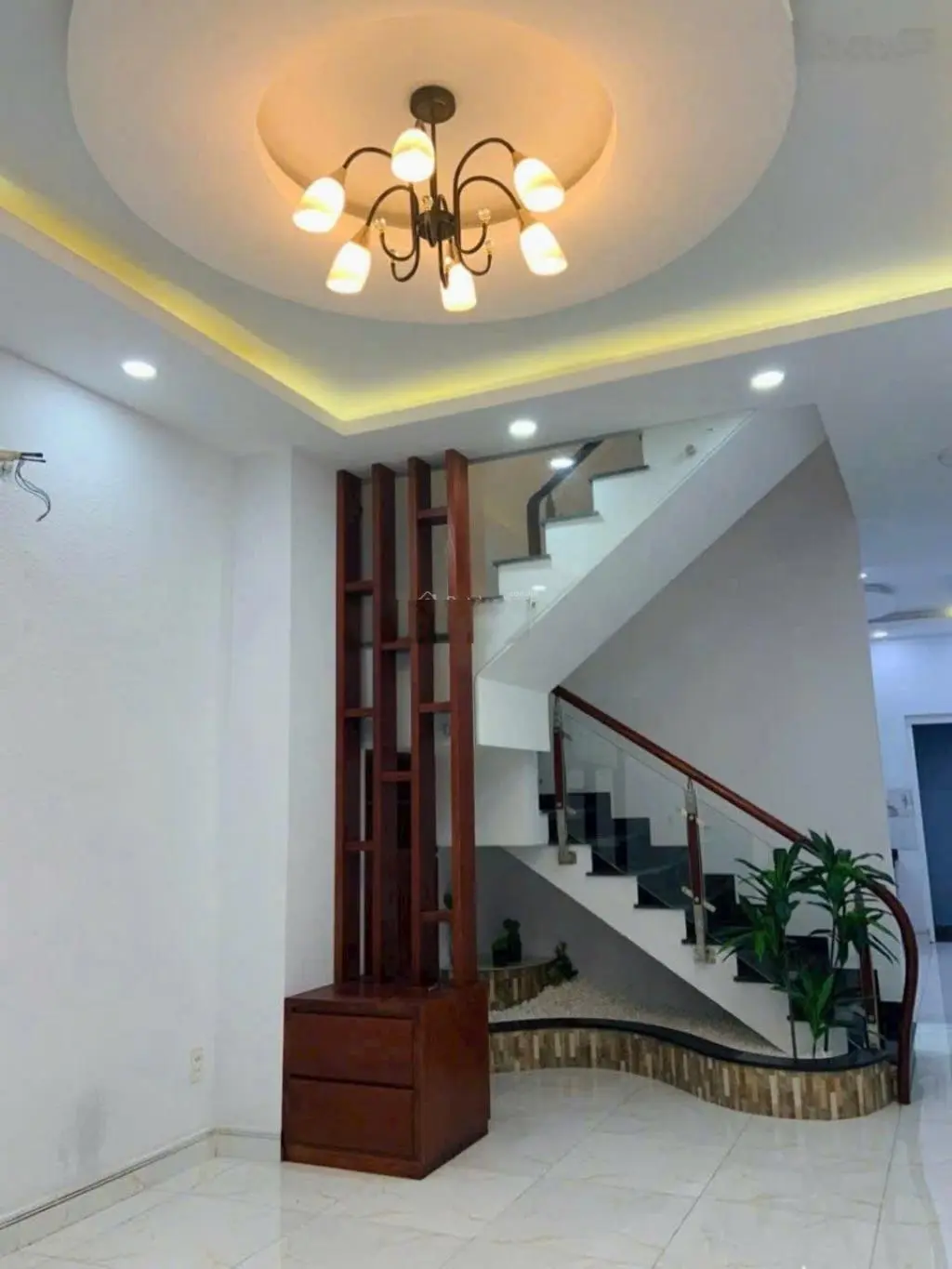 Nhà đẹp 4 tầng hoàn công - khu phân lô Đường Dương Đình Hội Phước Long B Quận 9 - 6tỷ5 thương lượng