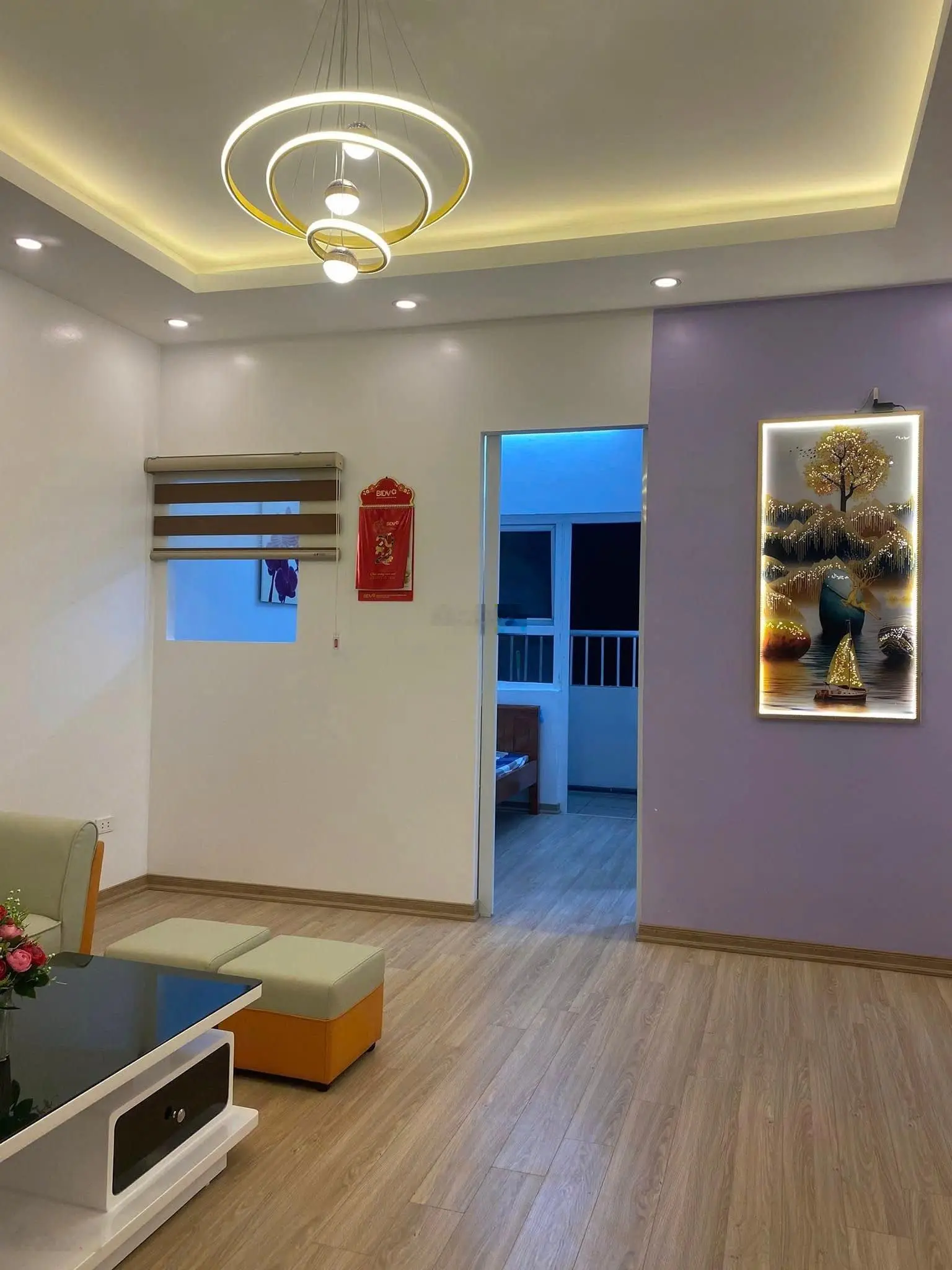 Tôi bán gấp căn hộ 2 phòng ngủ tại CT4 Xa La, view biệt thự, giá 2,4 tỷ