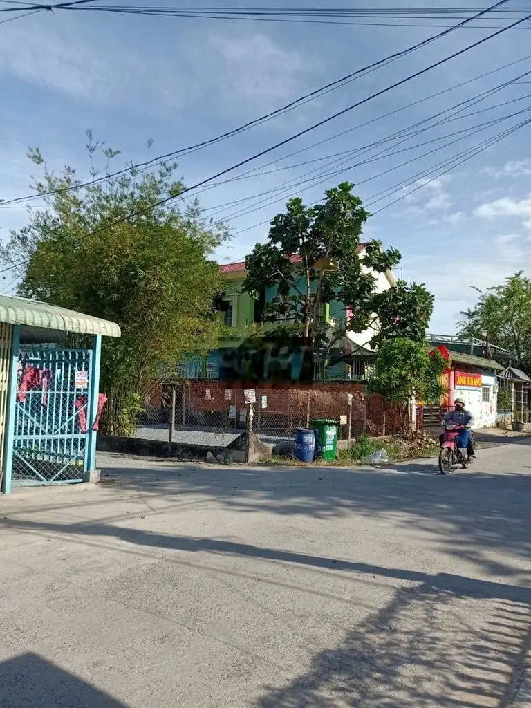 Cần bán dãy trọ 10P ngay KCN Linh Trung 3,DT: 150m2 SHR Giá: 800 triệu