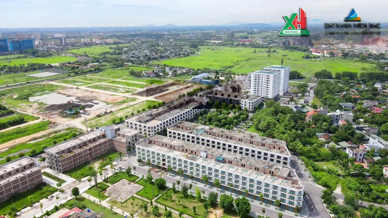 Với 4ty mua nhà phố đã có sổ kết hợp kinh doanh - Khu Đô thị Xuân Hưng. LH PKD: 0911 938 ***