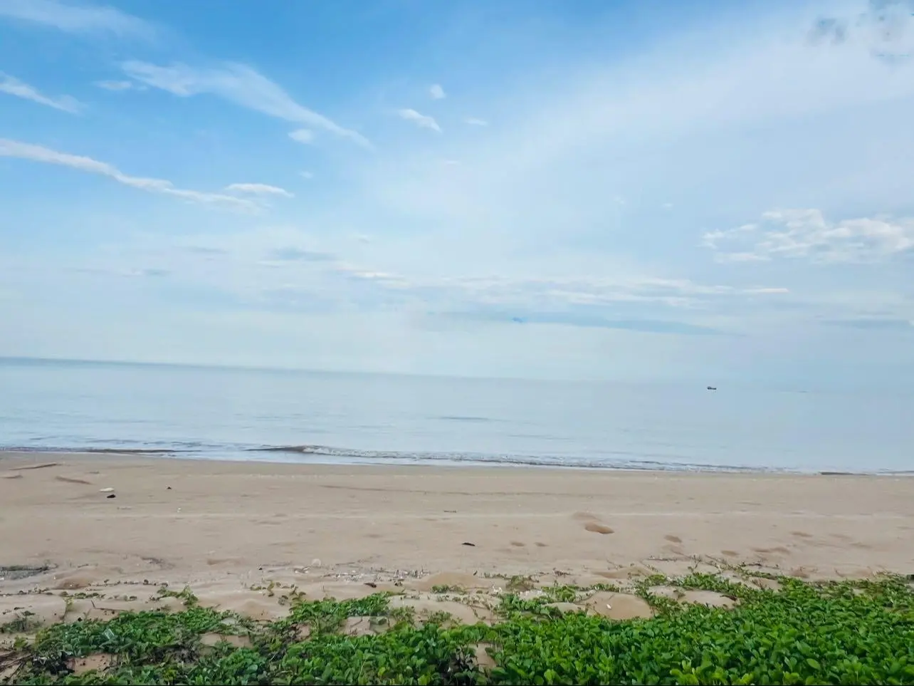 Cần Bán lô đất biển DT 486m, giá tốt - 2 mặt tiền Lạc Long Quân, gần Novaworld Phan Thiết