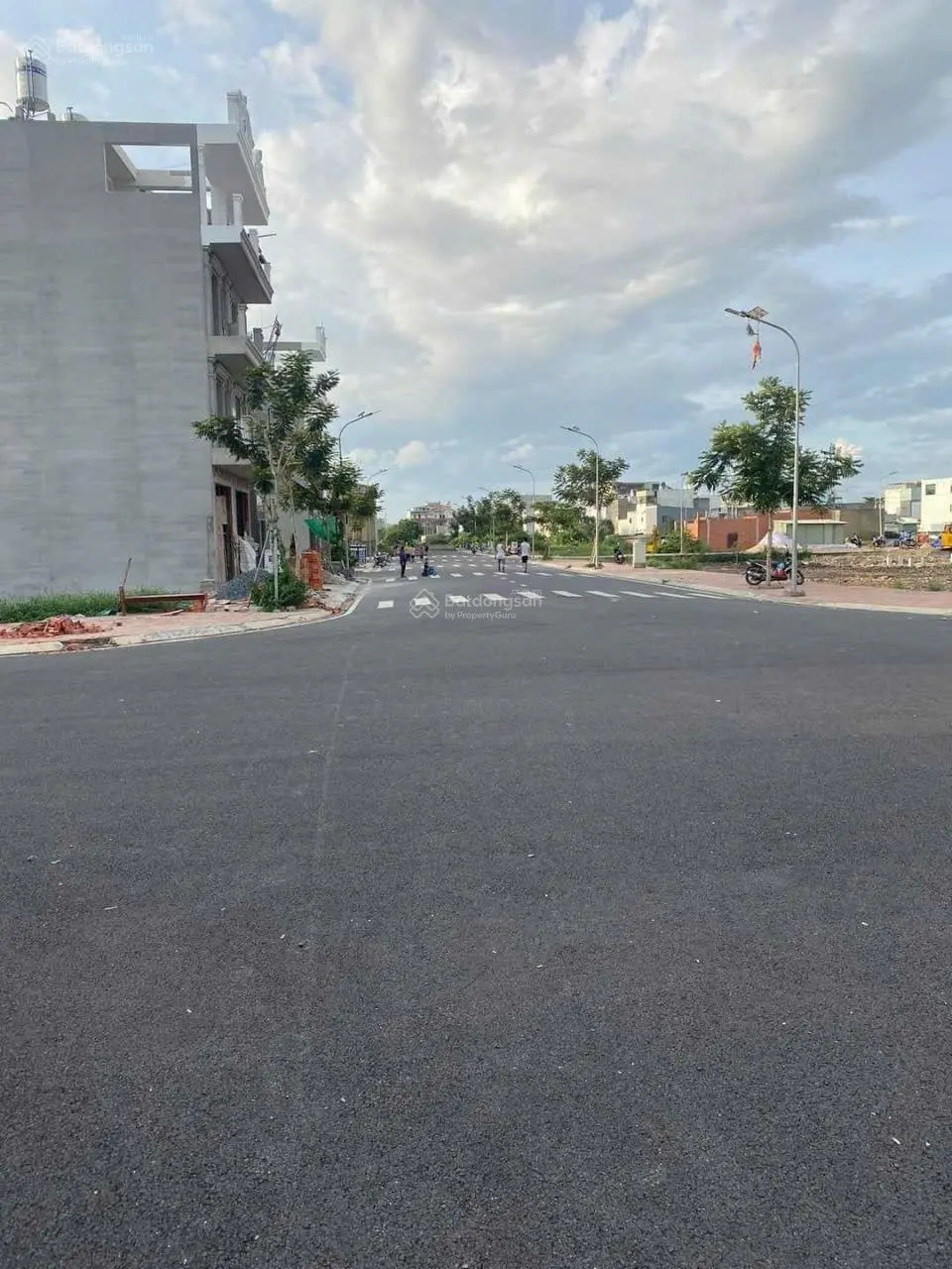 Cần bán đất thổ cư 4x15m SHR hẻm 55 Tây Lân-BTĐA-Bình Tân khu dân cư đông đúc sầm uất giá 3.6 tỷ TL