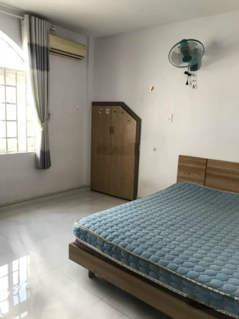 Nhà 4 tầng mặt tiền Lê Văn Chí - 151M2 NGANG KHỦNG 7.6M - Thu nhập hơn 50tr/ tháng.