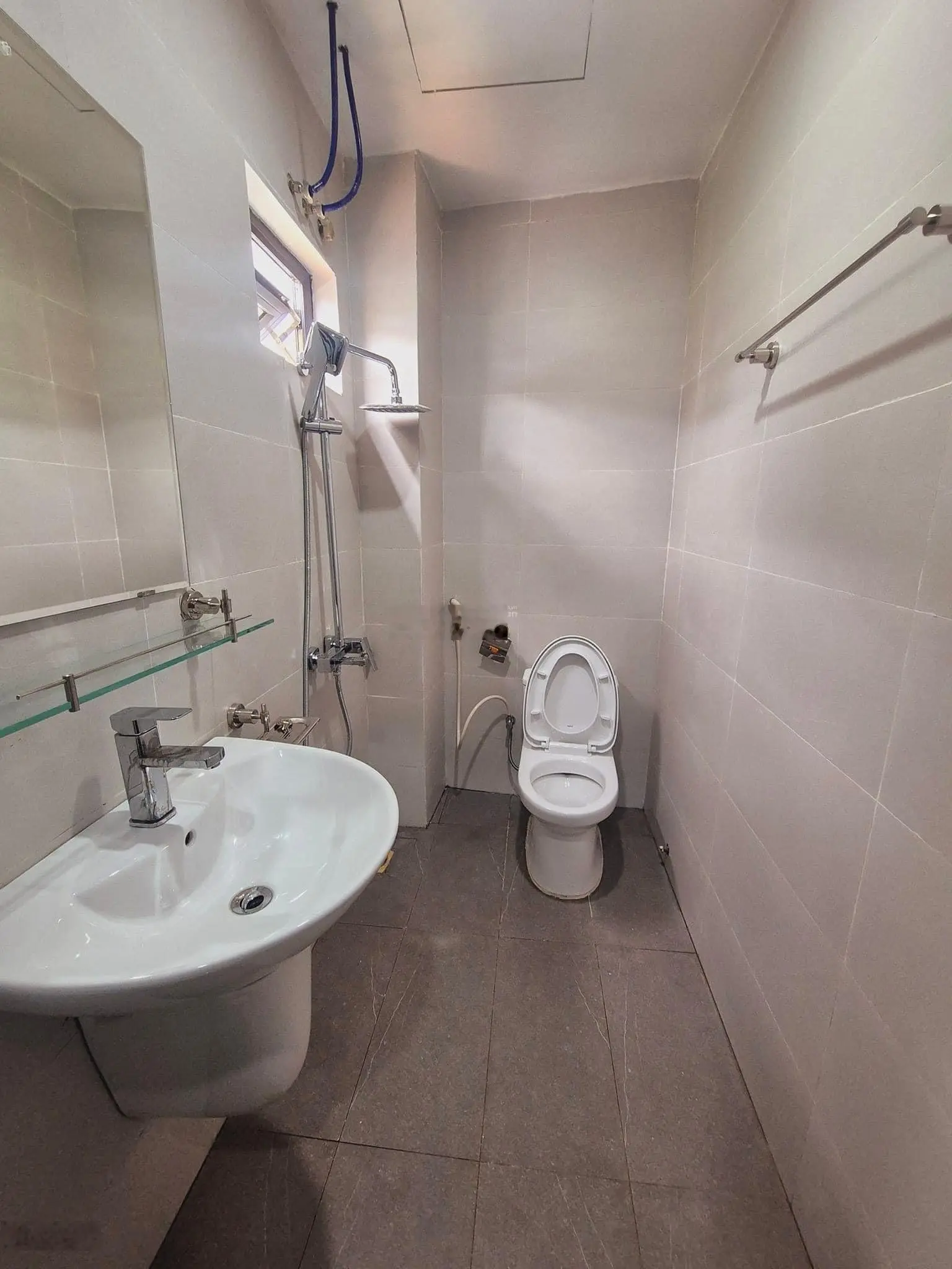 Ô tô, vỉa hè! Nguyễn Chí Thanh, phân lô, kinh doanh DT 40m2 4 tầng MT 4m, ngõ thông