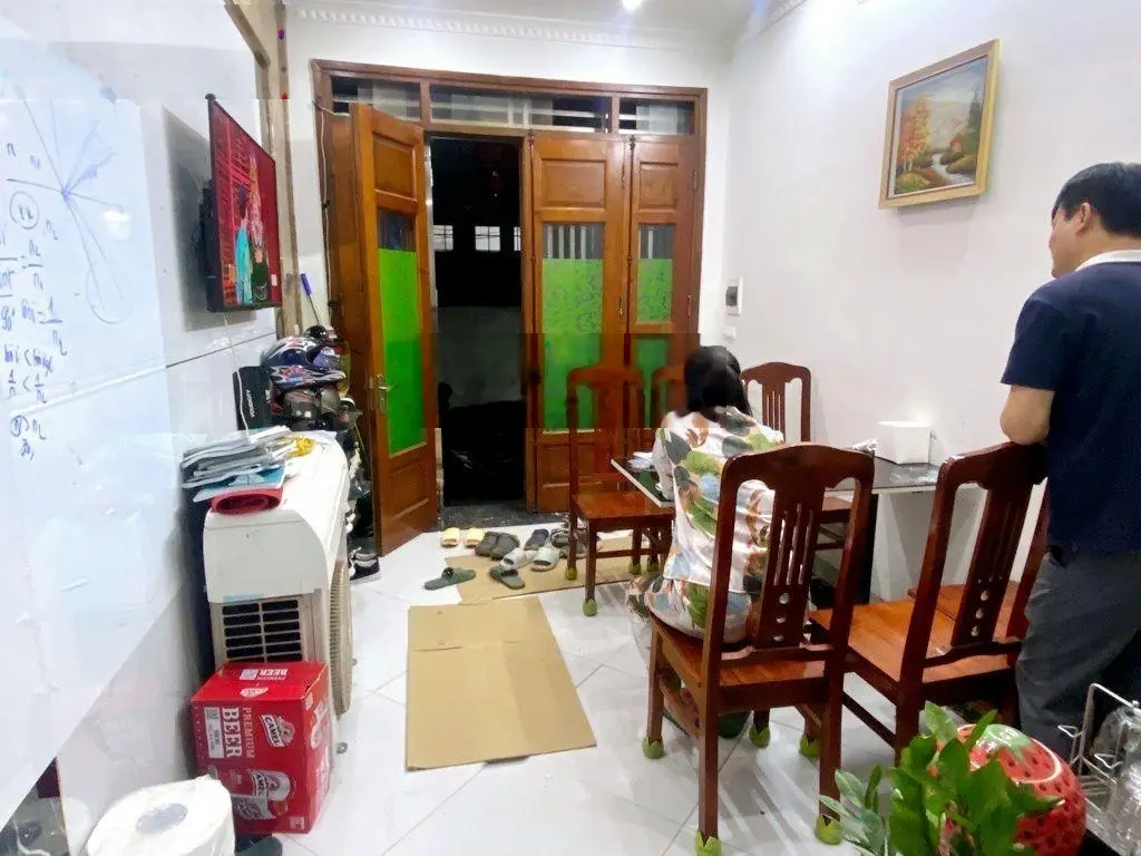 Bán gấp nhà Phan Đình Giót, gần phố Vọng, 35m, 5 tầng, mới đẹp, chỉ hơn 4 tỷ