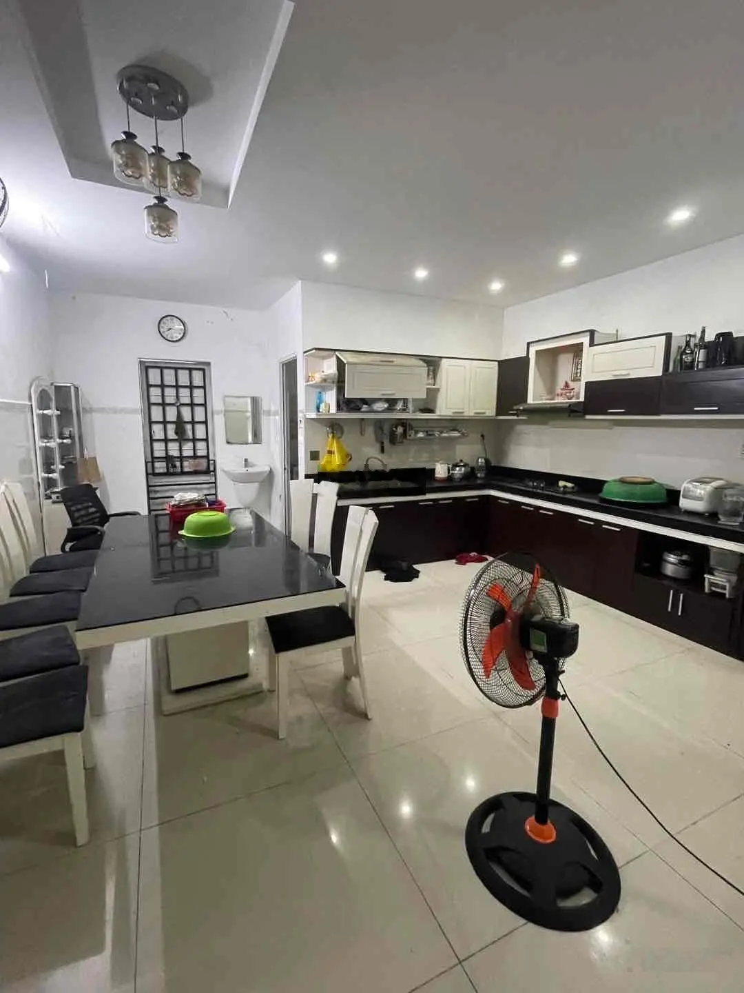 Bán nhà 3 tầng đường Ngô Quyền, Diện tích 121m2 ngang 5m, Gần Cầu Sông Hàn, hướng Đông, giá 10tyx