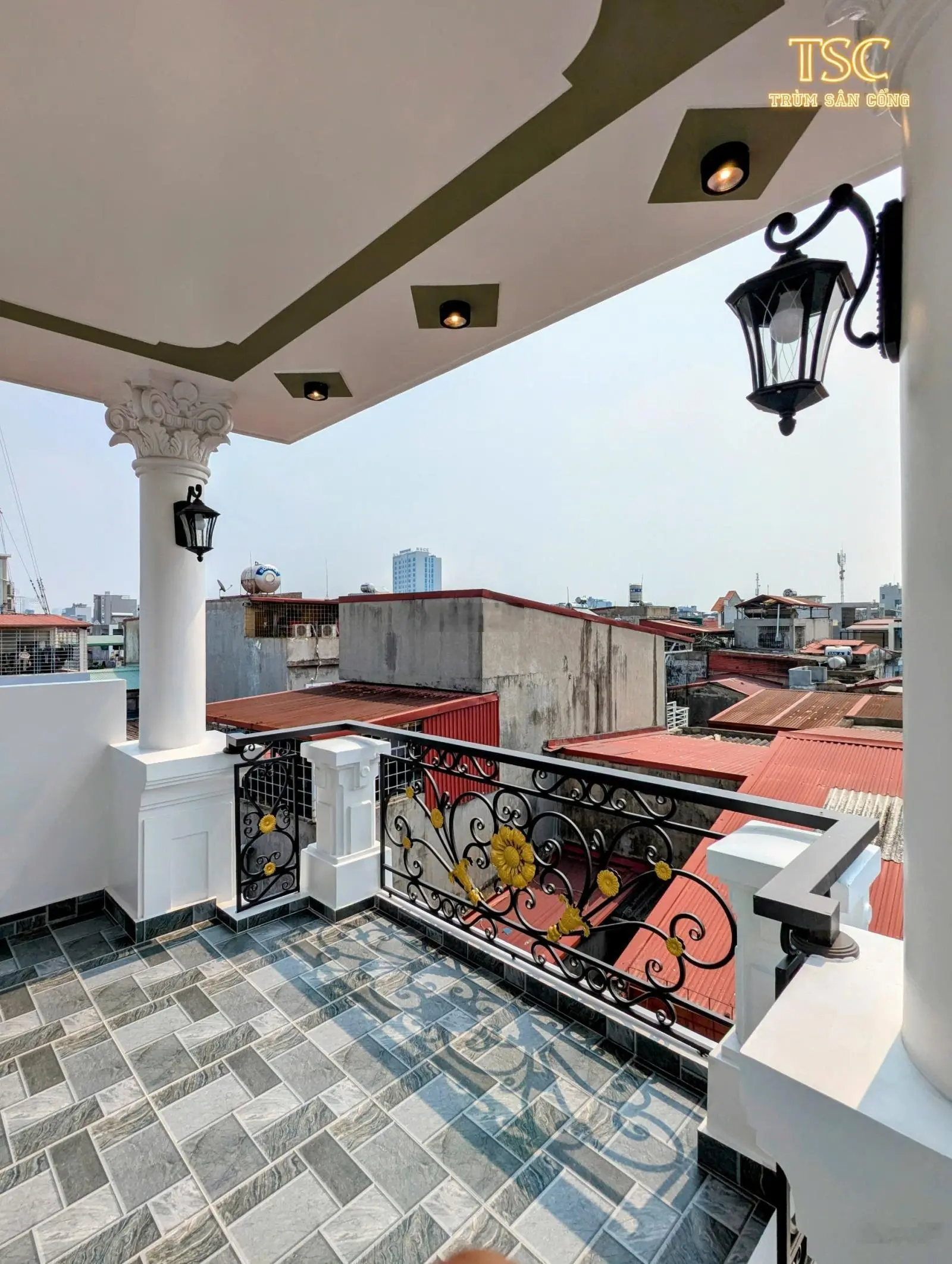 - Nhà xây mới,mặt ngõ, chỉ sau nhà mặt đường tuyến 2 Trần Nguyên Hãn -66m2 x 4 tầng