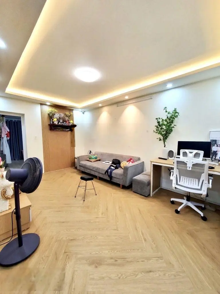 Bán TT Quan Thổ, Đống Đa, gần Lăng Bác, nhà đẹp ở ngay, DT 60m2 giá 3.45 tỷ