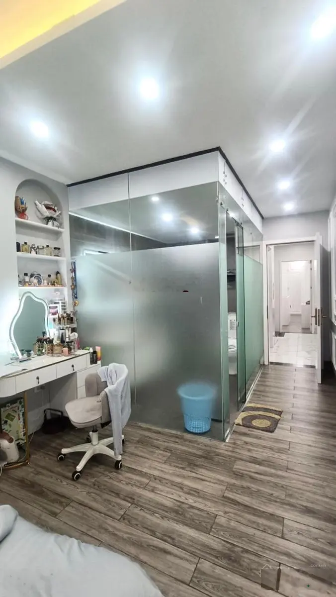 BÁN NHÀ PHỐ CHÙA LÁNG DIỆN TÍCH 60 m. 8 Tầng Thang Máy Nhỉnh 20 Tỷ