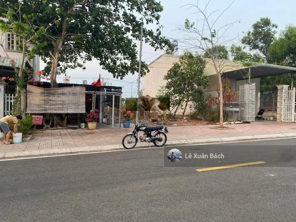 Cần ra gấp 100m2 đất đường Đinh Đức Thiện, Tân Quý Tây, Bình Chánh. Gần THPT Bình Chánh