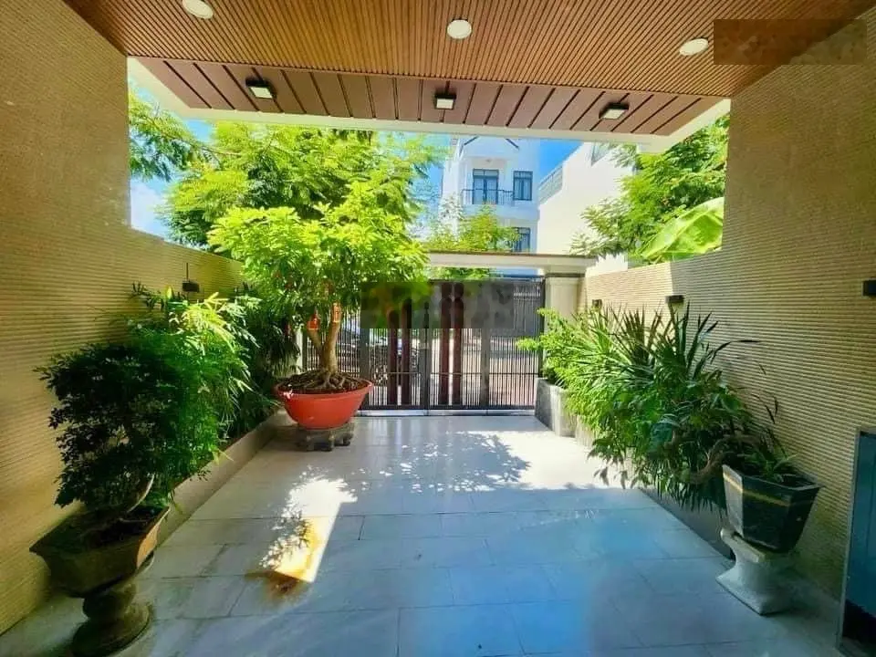 Nhà đẹp 3 tầng KĐT Hà Quang 2 - 100m2 đầy đủ nội thất sang trọng - giá chỉ 6 tỷ 980 triệu