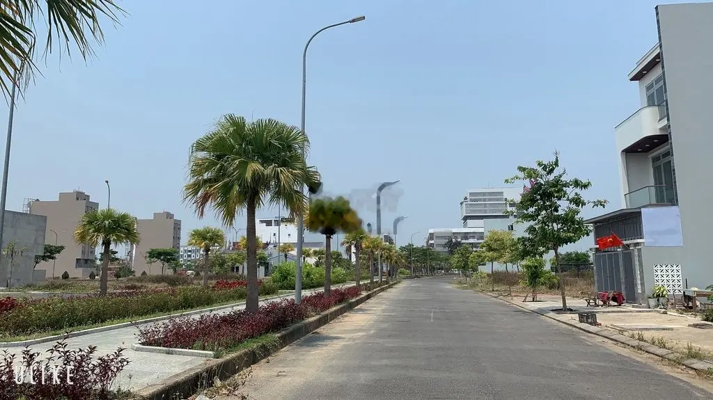Trục Đường 33m Cạnh Trường Đại Học FPT Giá 3Tỷ5