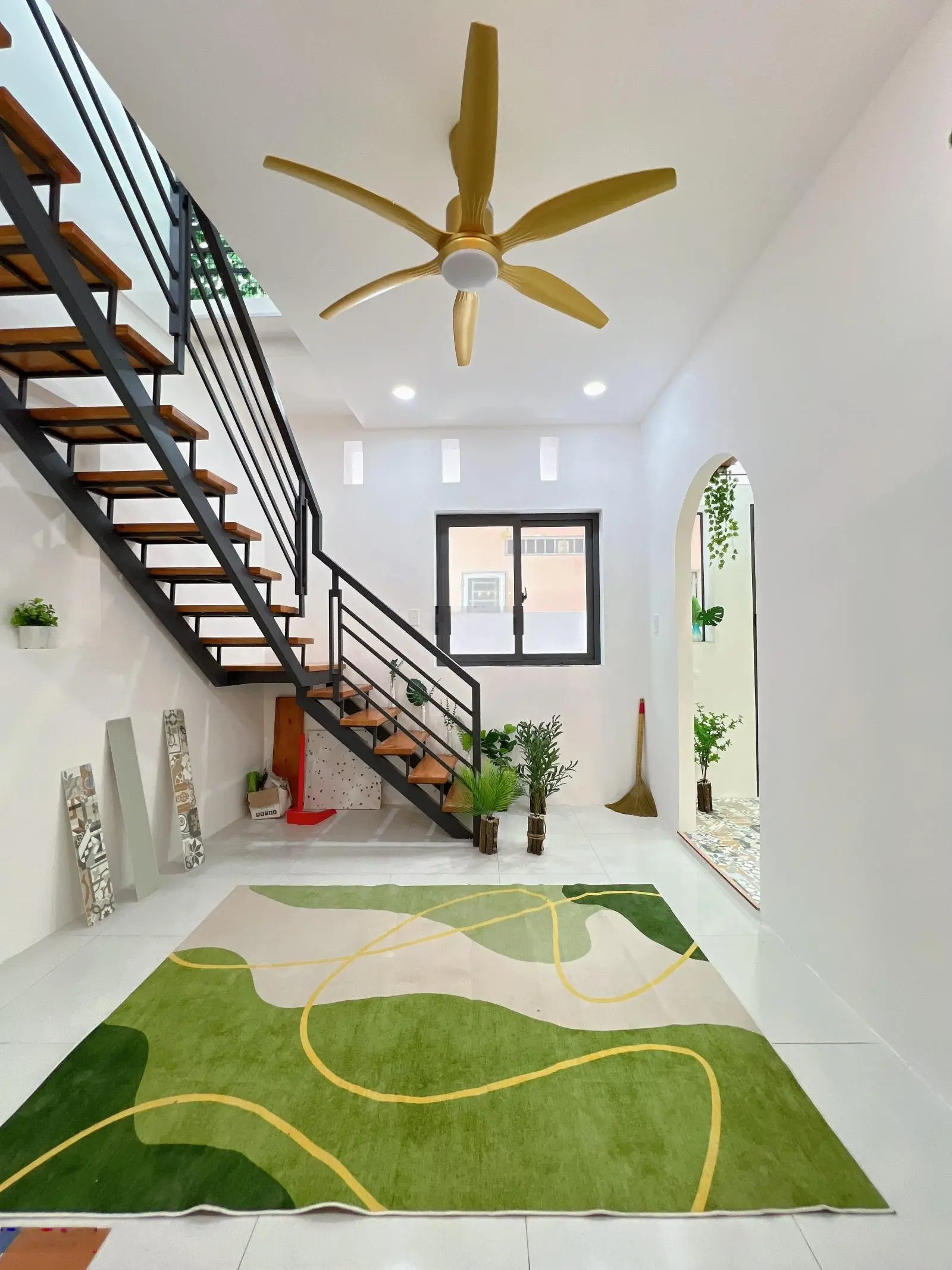Bán Nhà Q7 shr hỗ trợ ngân hàng 6,5m x 7,5m njaf 2 tầng 2pn , 2wc nt như hình 4,2 tỷ kế phú mỹ hung