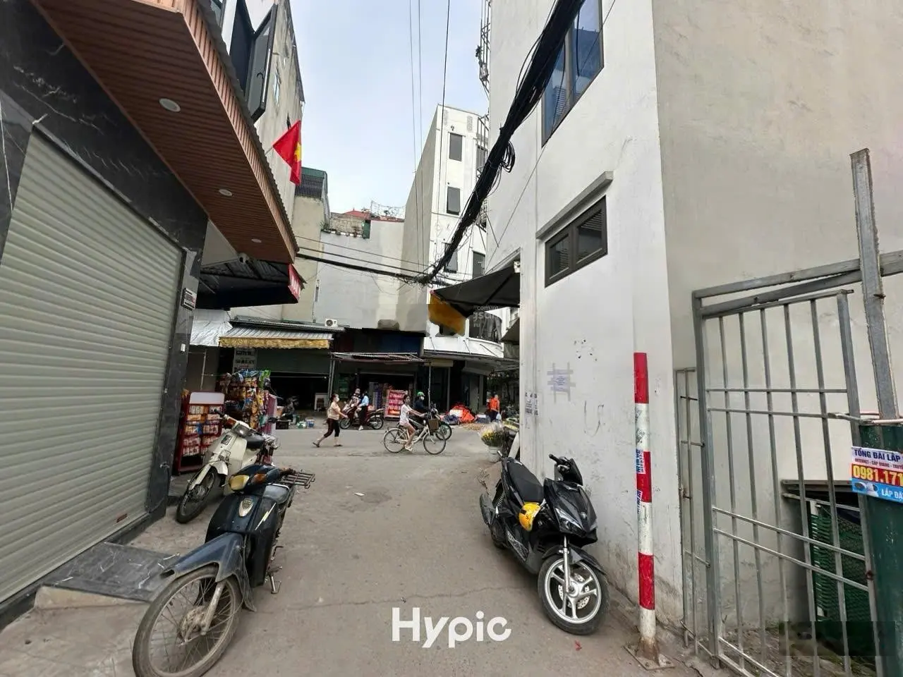 Hàng Hiếm, Ô TÔ vào nhà , Bán nhà sát Ngô Thì Nhậm DT 52M2 - GIÁ 10,8ty , kinh doanh nhỏ tốt